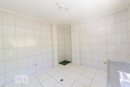 Casa à venda com 80m², 2 quartos e 4 vagas Casa à venda com 80m², 2 quartos e 4 vagasCozinha
