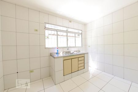 Casa à venda com 80m², 2 quartos e 4 vagas Casa à venda com 80m², 2 quartos e 4 vagasCozinha