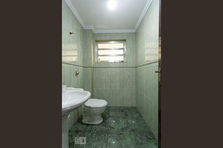 Casa à venda com 202m², 3 quartos e 2 vagasLavabo