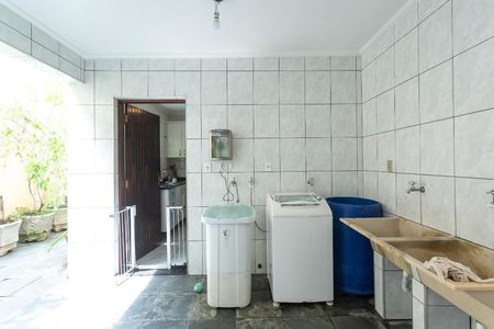 Casa à venda com 202m², 3 quartos e 2 vagasLavanderia