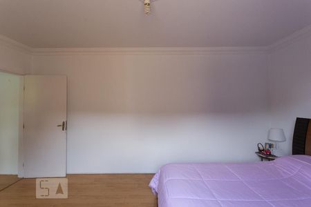 Casa à venda com 202m², 3 quartos e 2 vagasQuarto 2