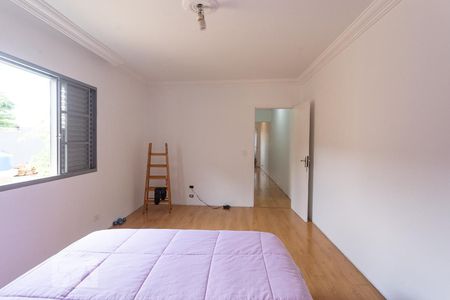 Casa à venda com 202m², 3 quartos e 2 vagasQuarto 2