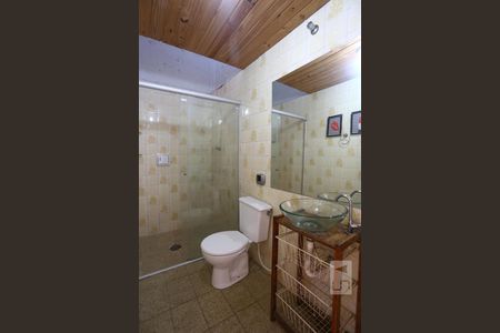 Casa à venda com 60m², 2 quartos e 2 vagasBanheiro