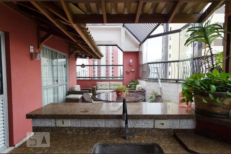 Apartamento à venda com 174m², 3 quartos e 3 vagasVaranda Gourmet