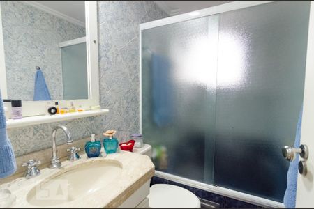 Apartamento à venda com 174m², 3 quartos e 3 vagasBanheiro da Suíte