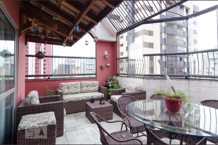 Apartamento à venda com 174m², 3 quartos e 3 vagasVaranda Gourmet