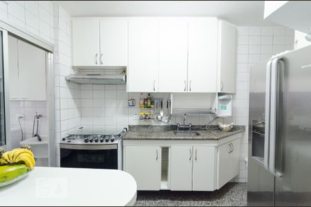 Apartamento à venda com 174m², 3 quartos e 3 vagasCozinha