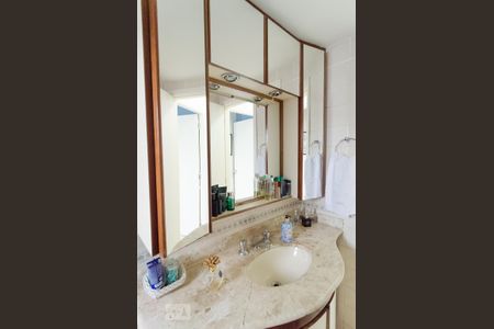 Apartamento à venda com 174m², 3 quartos e 3 vagasBanheiro