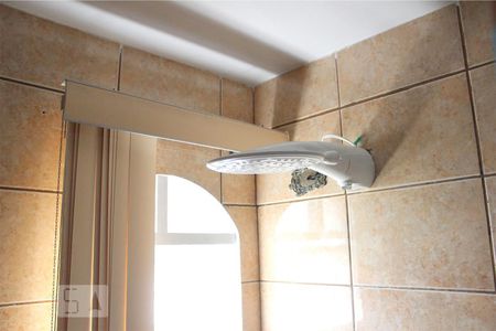 Casa de condomínio à venda com 300m², 5 quartos e 2 vagas Casa de condomínio à venda com 300m², 5 quartos e 2 vagasBanheiro da Suíte 2