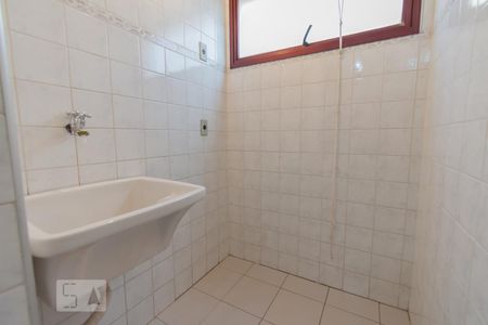 Apartamento para alugar com 55m², 2 quartos e 1 vagaÁrea de Serviço