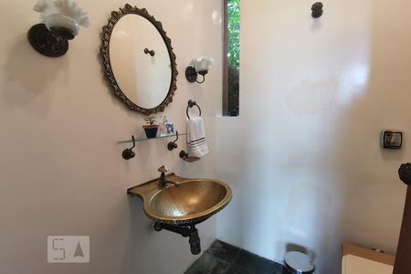Lavabo de casa à venda com 4 quartos, 345m² em Jardim Leonor, São Paulo
