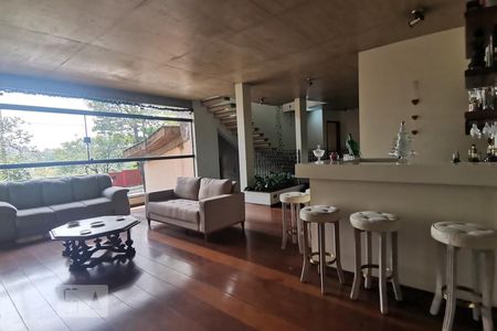 Sala de Estar de casa à venda com 4 quartos, 345m² em Jardim Leonor, São Paulo