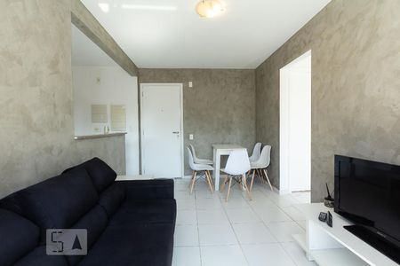 Sala  de apartamento para alugar com 1 quarto, 85m² em Vila Nova Conceição, São Paulo