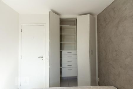 Apartamento para alugar com 85m², 1 quarto e 1 vaga Apartamento para alugar com 85m², 1 quarto e 1 vagaQuarto - Armários