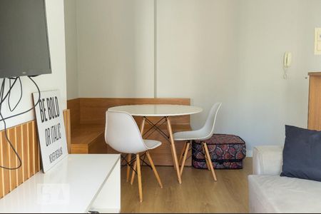 Apartamento à venda com 34m², 1 quarto e 1 vagaSala