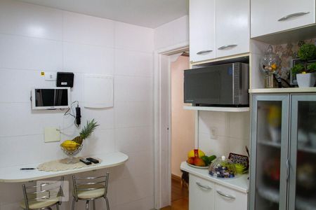 Apartamento à venda com 128m², 3 quartos e 1 vaga Apartamento à venda com 128m², 3 quartos e 1 vagaCozinha