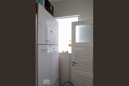 Apartamento à venda com 128m², 3 quartos e 1 vaga Apartamento à venda com 128m², 3 quartos e 1 vagaQuarto de Serviço