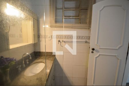Apartamento à venda com 120m², 2 quartos e sem vagaBanheiro