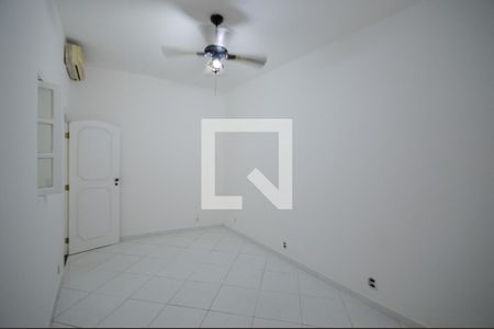 Apartamento à venda com 120m², 2 quartos e sem vagaQuarto 2