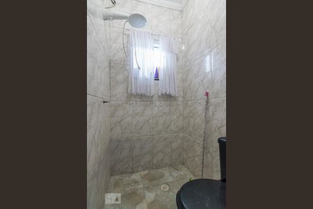 Casa à venda com 116m², 2 quartos e 10 vagasBanheiro 1