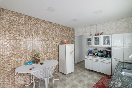 Casa à venda com 116m², 2 quartos e 10 vagasCozinha