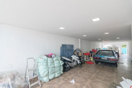Casa à venda com 116m², 2 quartos e 10 vagasGaragem