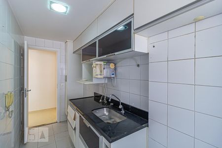 Apartamento à venda com 72m², 2 quartos e 1 vaga Apartamento à venda com 72m², 2 quartos e 1 vagaCozinha