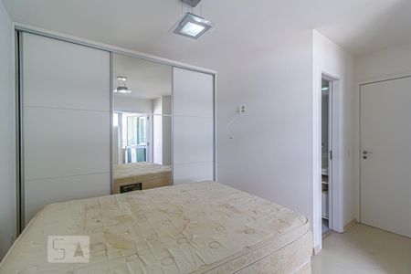 Apartamento à venda com 72m², 2 quartos e 1 vaga Apartamento à venda com 72m², 2 quartos e 1 vagaQuarto 2 - Suíte