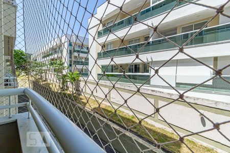 Apartamento à venda com 72m², 2 quartos e 1 vaga Apartamento à venda com 72m², 2 quartos e 1 vagaVista da Varanda da Sala