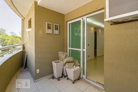 Apartamento à venda com 72m², 2 quartos e 1 vaga Apartamento à venda com 72m², 2 quartos e 1 vagaVaranda da Sala