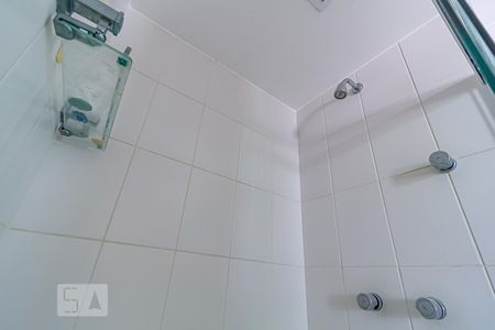 Apartamento à venda com 72m², 2 quartos e 1 vaga Apartamento à venda com 72m², 2 quartos e 1 vagaBanheiro da Suíte