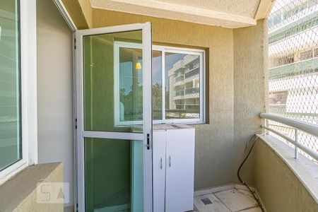 Apartamento à venda com 72m², 2 quartos e 1 vaga Apartamento à venda com 72m², 2 quartos e 1 vagaVaranda do Quarto 2 - Suíte