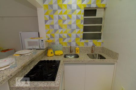 Studio para alugar com 35m², 1 quarto e sem vaga Studio para alugar com 35m², 1 quarto e sem vagaCozinha