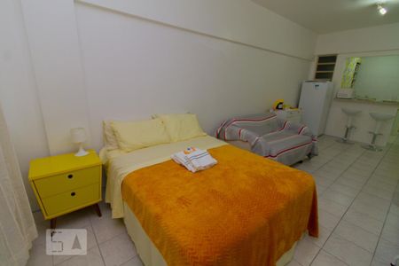 Quarto de kitnet/studio para alugar com 1 quarto, 35m² em Centro, Florianópolis