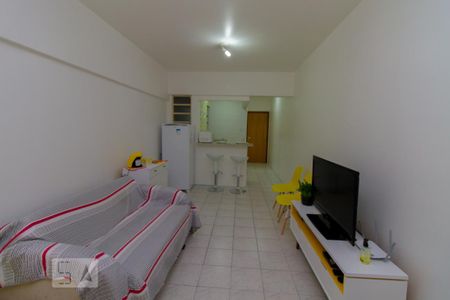 Sala de kitnet/studio para alugar com 1 quarto, 35m² em Centro, Florianópolis