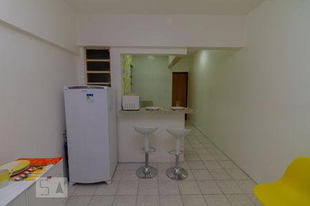 Studio para alugar com 35m², 1 quarto e sem vaga Studio para alugar com 35m², 1 quarto e sem vagaCozinha