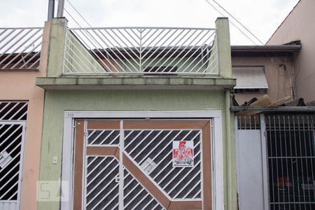 Casa à venda com 91m², 3 quartos e 1 vagaEntrada