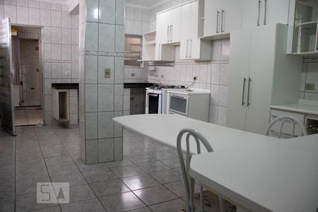 Casa à venda com 91m², 3 quartos e 1 vagaCozinha - Armários