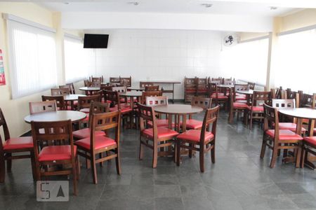 Apartamento para alugar com 58m², 2 quartos e 1 vaga Apartamento para alugar com 58m², 2 quartos e 1 vagaÁrea comum - Salão de festas