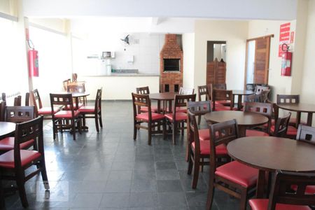 Apartamento para alugar com 58m², 2 quartos e 1 vaga Apartamento para alugar com 58m², 2 quartos e 1 vagaÁrea comum - Salão de festas