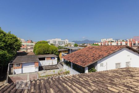 Casa de condomínio à venda com 160m², 3 quartos e 2 vagasVista (3º andar)