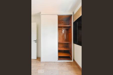 Apartamento para alugar com 50m², 1 quarto e 1 vaga Apartamento para alugar com 50m², 1 quarto e 1 vagaQuarto