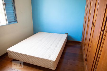 Casa à venda com 213m², 3 quartos e 3 vagasQuarto 2