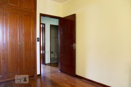 Casa à venda com 213m², 3 quartos e 3 vagasQuarto 1