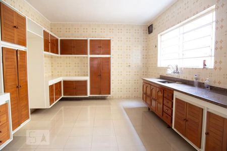 Casa à venda com 213m², 3 quartos e 3 vagasCozinha