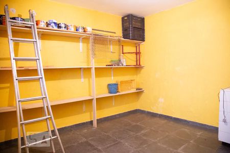 Casa à venda com 213m², 3 quartos e 3 vagasQuarto de Serviço