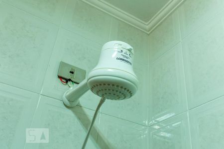 Casa à venda com 220m², 3 quartos e 2 vagasDetalhe do Banheiro Social - Chuveiro