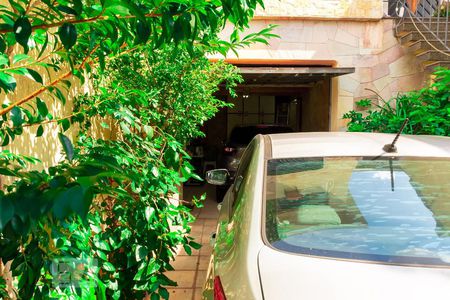 Casa à venda com 220m², 3 quartos e 2 vagasGaragem