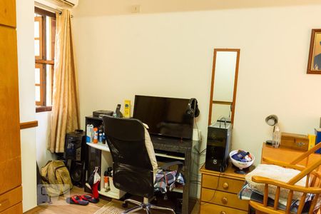 Casa à venda com 220m², 3 quartos e 2 vagasQuarto 2