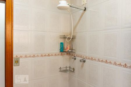 Casa à venda com 220m², 3 quartos e 2 vagasDetalhe do Banheiro da Suite